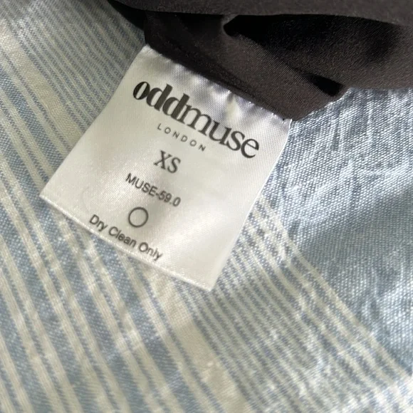 Odd Muse - Picture 4 of 5